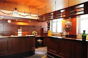 Queens Park Hotel