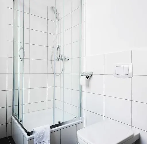 皇后公园酒店 3* 柏林