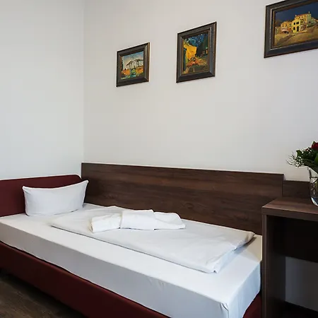 Queens Park 3* Berlijn